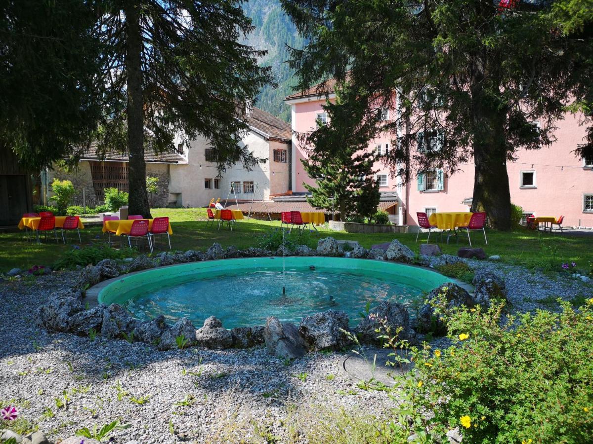 Historisches Hotel Piz Ela Бергюн Экстерьер фото