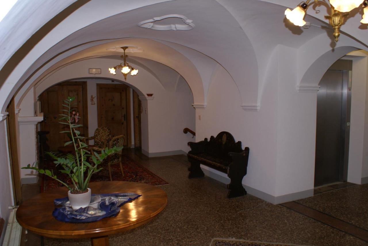 Historisches Hotel Piz Ela Бергюн Экстерьер фото