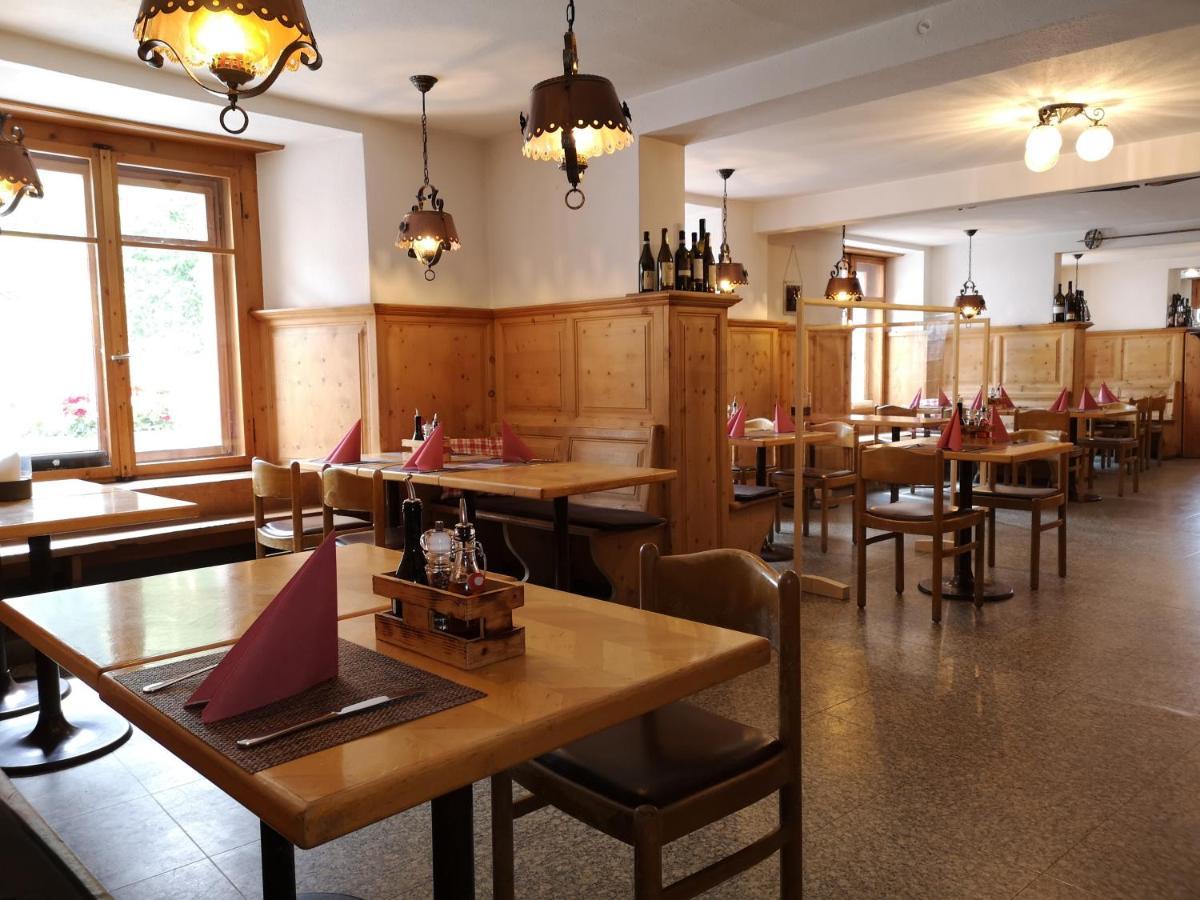 Historisches Hotel Piz Ela Бергюн Экстерьер фото